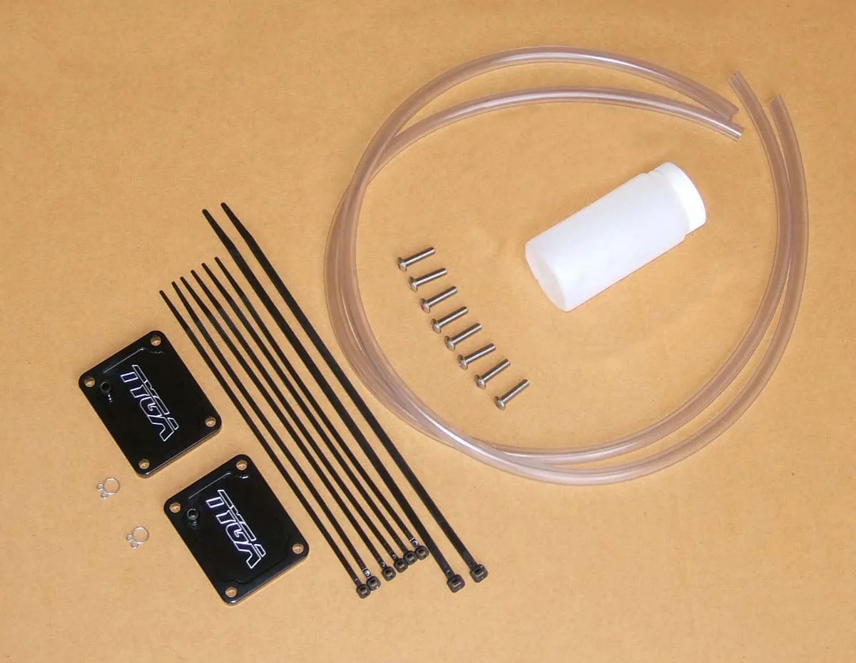 2 coperchietti valvole con spurgo Tyga Performance per Suzuki RGV gamma 250 vj22 90-95 neri