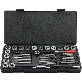 MOOSE RACING 206-4002-M METRIC TAP AND DIE SET